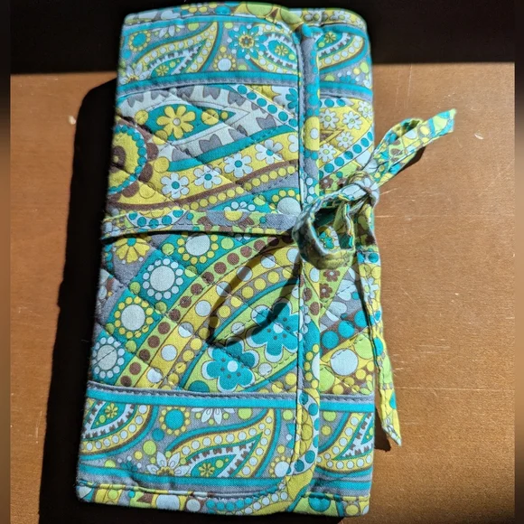 Vera Bradley Paisley Jewelry and cosmetics organizer - Picture 5 of 12